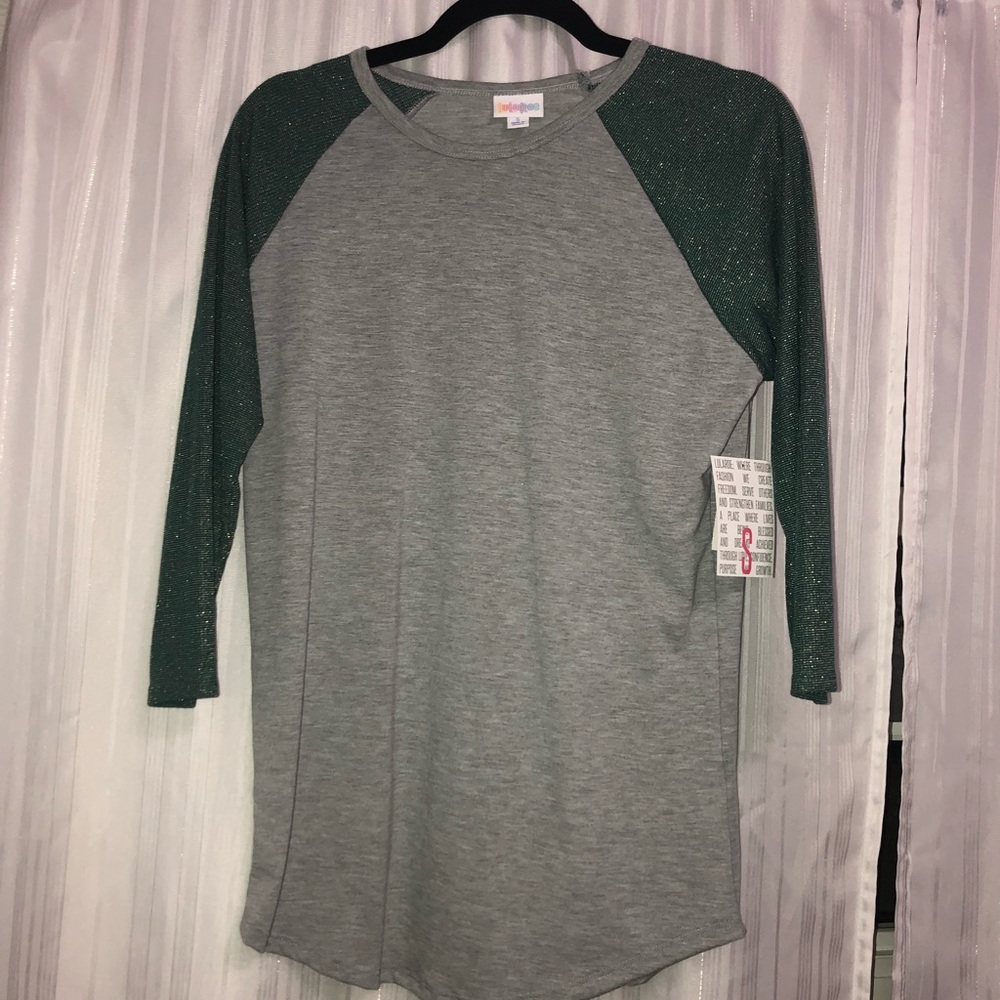 Lularoe Randy Tee